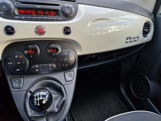 Fiat 500 0.9 TwinAir Turbo Lounge 2015 Benzine 12