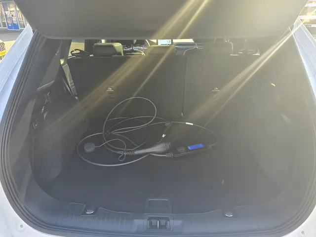 Ford Kuga 2.5 PHEV ST-Line X 2022 Hybride Benzine 10