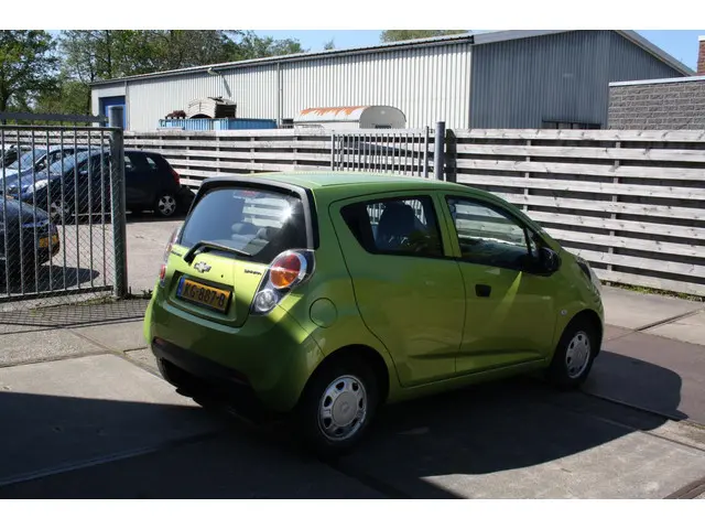 Chevrolet Spark 1.0 16V LE BJ'12 2012 Benzine 5