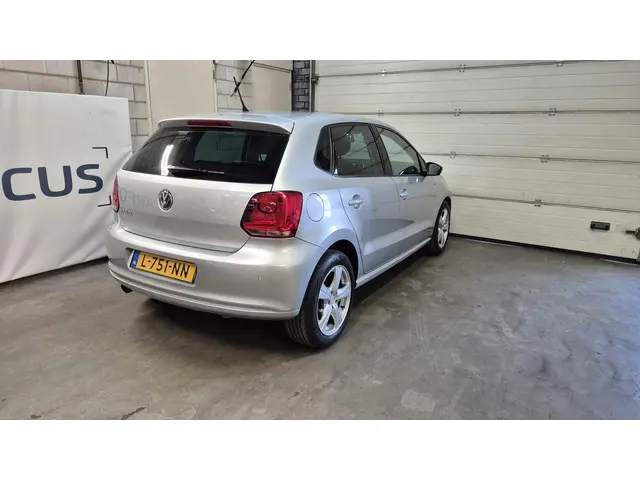 Volkswagen Polo 1.2 TSI Highline 2012 Benzine 6