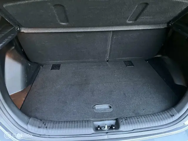 Hyundai ix20 1.4i Go! (Nwe APK/Onderhoud) 2014 Benzine 18