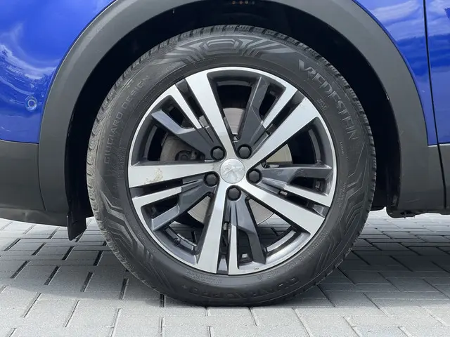 Peugeot 3008 1.6 e-THP GT Line 2018 Benzine 18