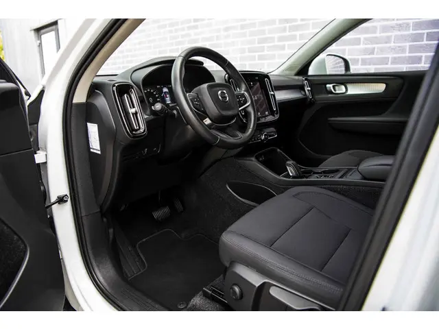 Volvo XC40 1.5 T2 Business Pro 2020 Benzine 17