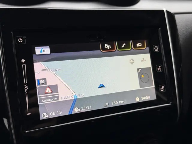 Suzuki Swift 1.2 Stijl Smart Hybrid 2021 Benzine 13