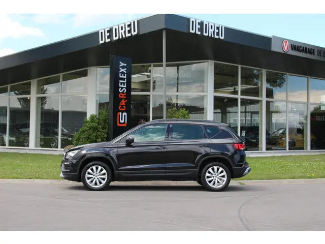 SEAT Ateca 1.0 TSI Style Business Intense 2021 Benzine 2