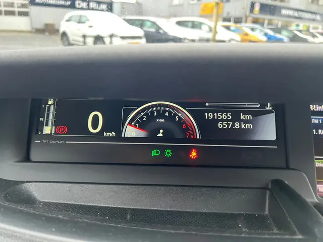 Renault Scénic Xmod 1.2 TCe Bose Navi Pano 2014 Benzine 6