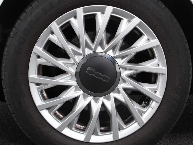 Fiat 500 1.0 Hybrid Dolcevita 2022 Benzine 33