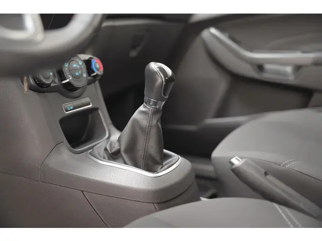 Ford Fiesta 1.0 Style 2014 Benzine 19