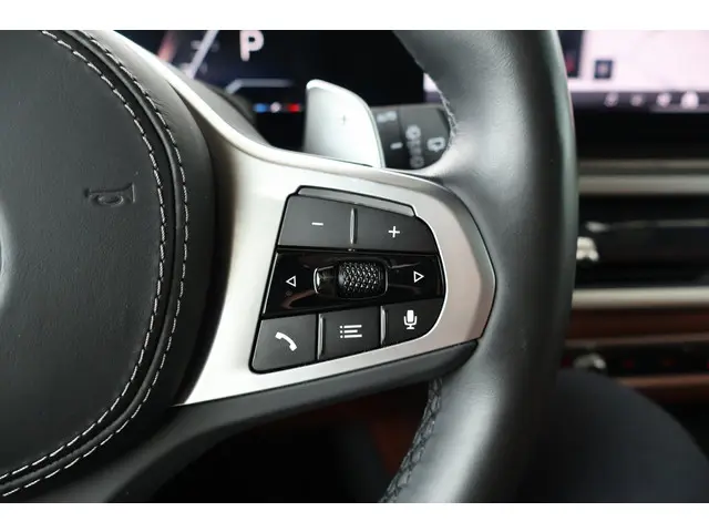 BMW X7 xDrive40i 2023 Benzine 21