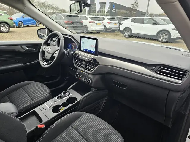 Ford Kuga 2.5 PHEV Titanium 2022 Hybride Benzine 8