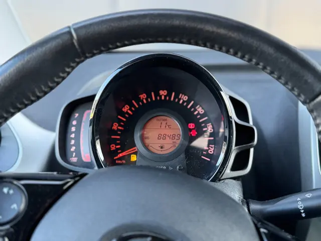 Toyota Aygo X-CITE Carplay|5-deurs|Cruise|LM| 2015 Benzine 14