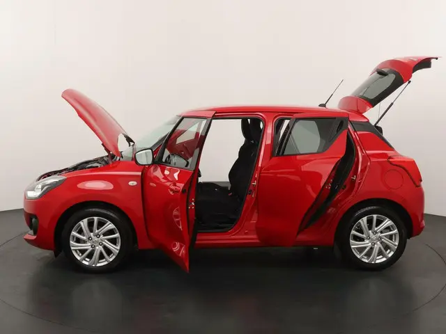Suzuki Swift 1.2 Select Smart Hybrid 2021 Benzine 19