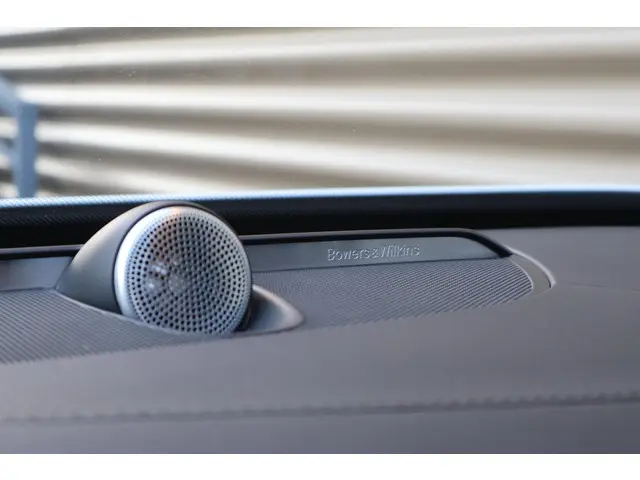 Volvo XC90 B6 AWD R-Design 2022 Benzine 43