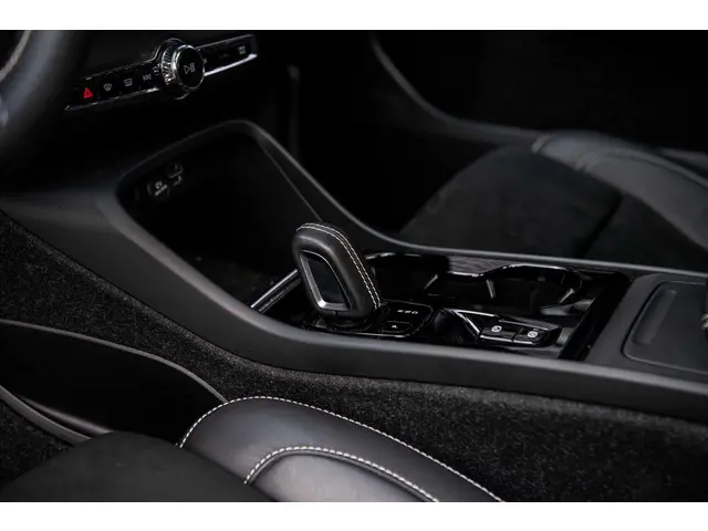 Volvo XC40 1.5 T3 R-Design 2021 Benzine 16