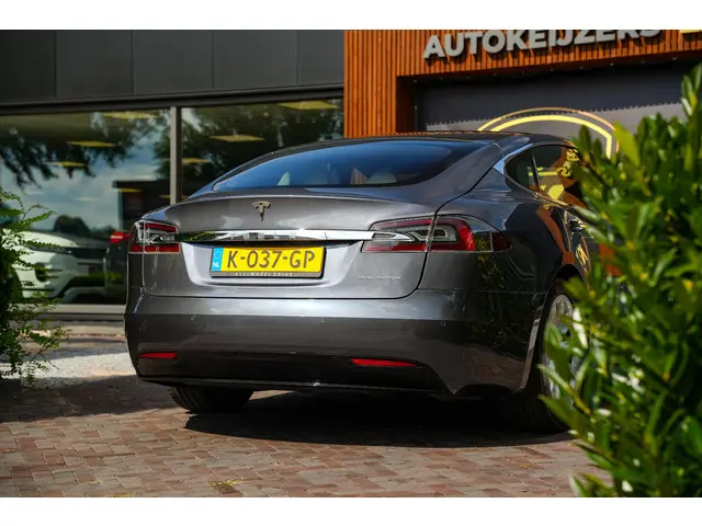 Tesla Model S Long Range 2020 Elektrisch 11
