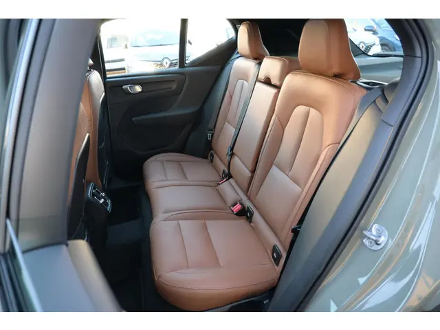 Volvo XC40 Recharge Twin Pro 2022 Elektrisch 19