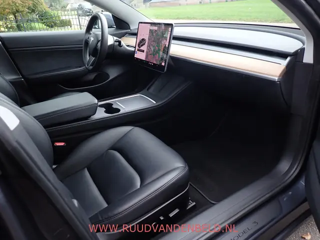 Tesla Model 3 LONG RANGE AWD 75kWh 2020 Elektrisch 31
