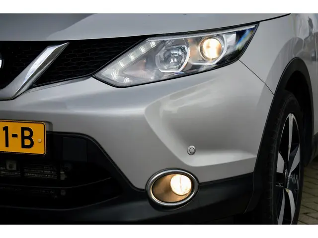 Nissan QASHQAI 1.2 Connect Edition 2015 Benzine 19