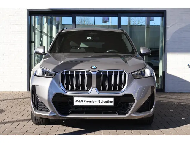 BMW X1 3