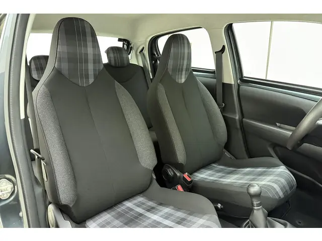 Peugeot 108 1.0 e-VTi Active 2020 Benzine 7