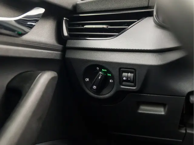 Škoda Kamiq 1.0 TSI Sport 2020 Benzine 20