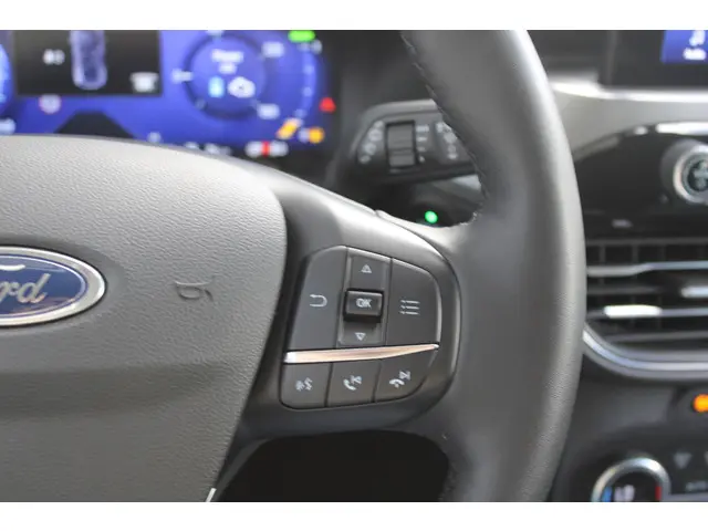 Ford Kuga 2.5 PHEV Titanium X 2022 Hybride Benzine 15