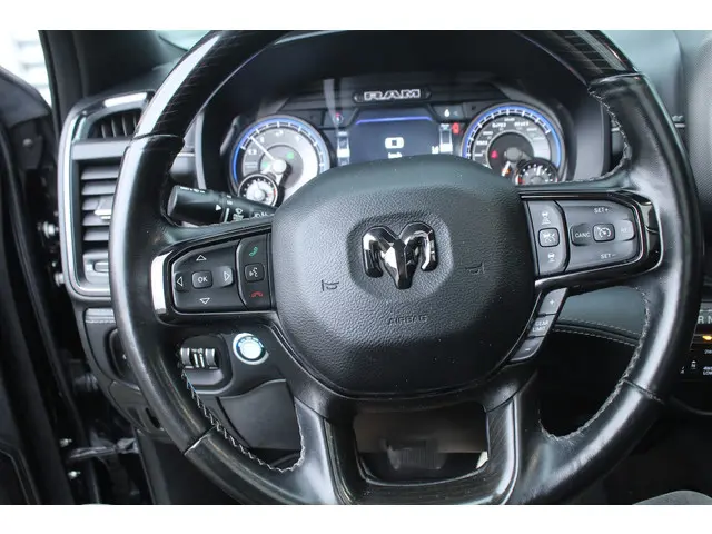 Dodge Ram 1500 5.7 V8 4x4 Crew Cab Limited 2023 LPG/Gas 11