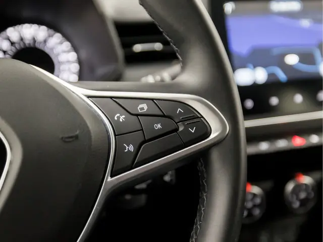 Renault Clio 1.0 TCe 90 Equilibre Sport 2022 Benzine 20