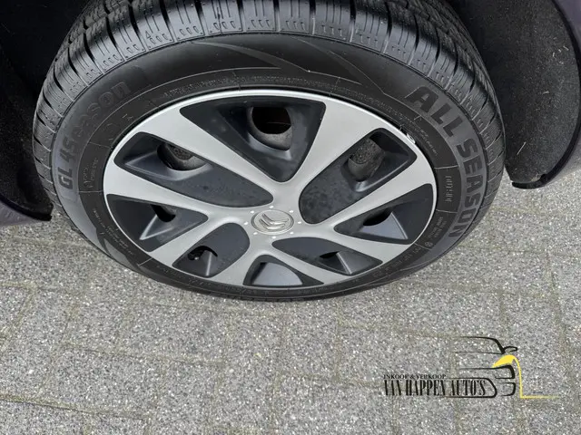 Citroën C3 1.2 PureTech Collection 2014 Benzine 16