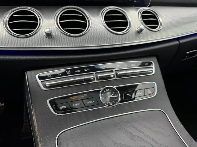 Mercedes-Benz E-Klasse 200 Premium Plus 2019 Benzine 20