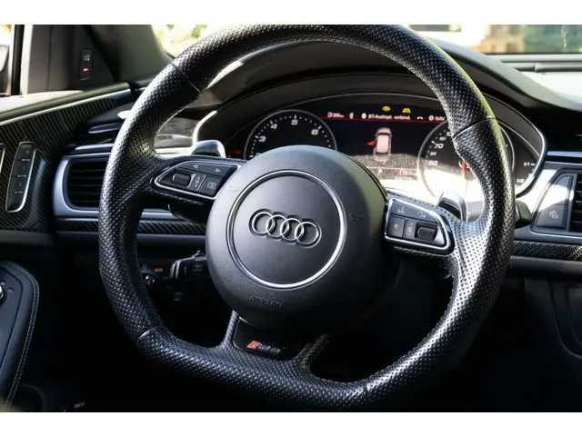 Audi RS6 Avant 4.0 TFSI RS 6 quattro 2015 Benzine 13