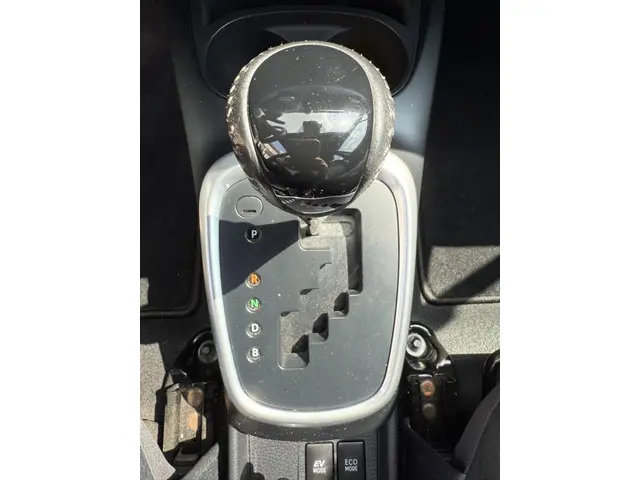 Toyota Yaris 1.5 Hybrid Energy Plus 2018 Hybride Benzine 21