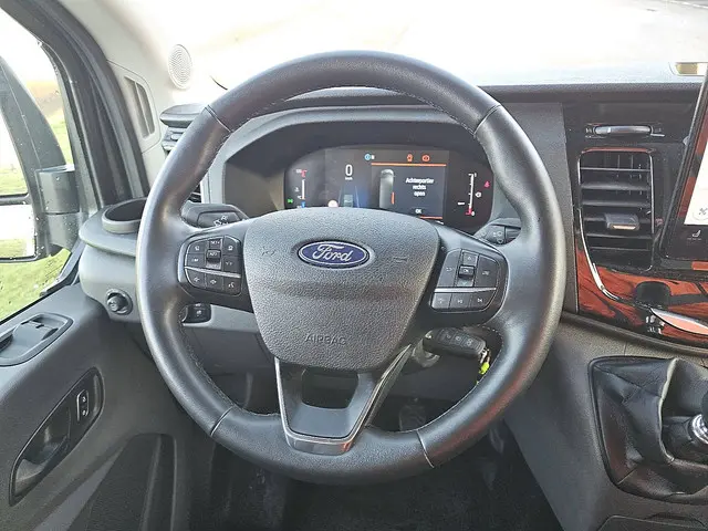 Ford Transit 2.0 2024 Diesel 10