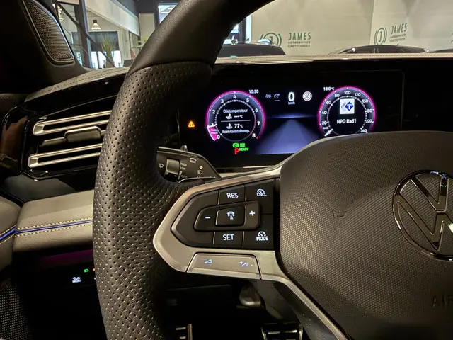 Volkswagen Tiguan 1.5 eTSI R-Line Edition 2024 Benzine 16