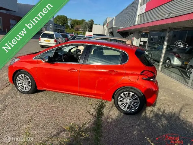 Peugeot 208 2