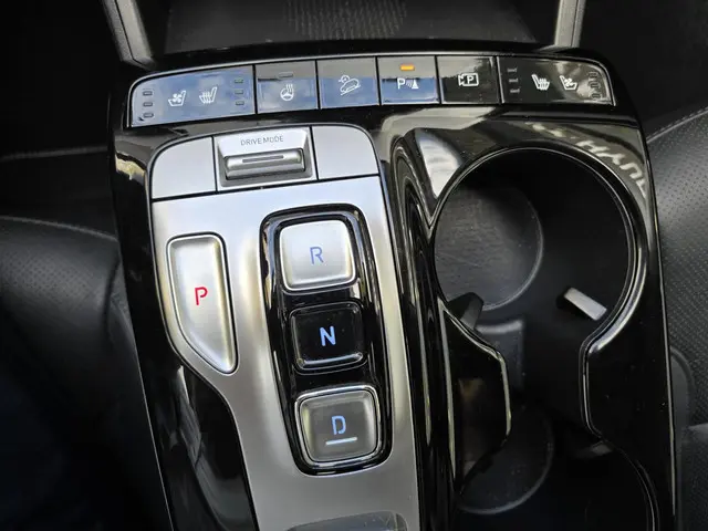 Hyundai Tucson 1.6 VERKOCHT 2024 Hybride Benzine 20