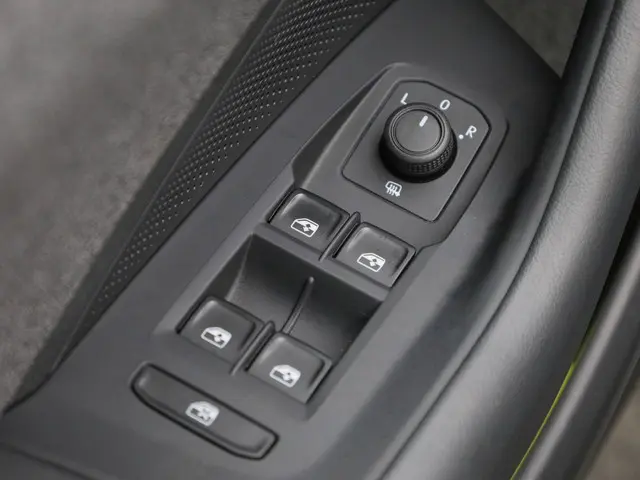 Volkswagen Passat Variant 1.5eTSI/150PK DSG 2024 Benzine 18