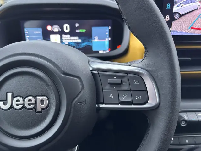 Jeep Avenger Summit 54 kWh 2023 Elektrisch 17