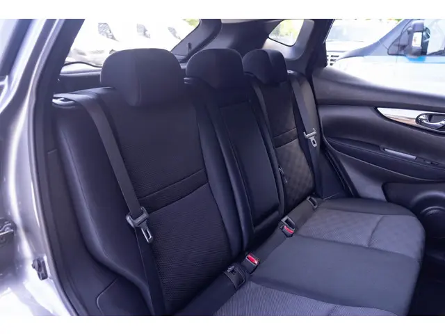 Nissan QASHQAI 1.2 Acenta 2016 Benzine 35