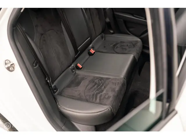 SEAT Leon Sportstourer ST 1.2 TSI Style 2017 Benzine 33