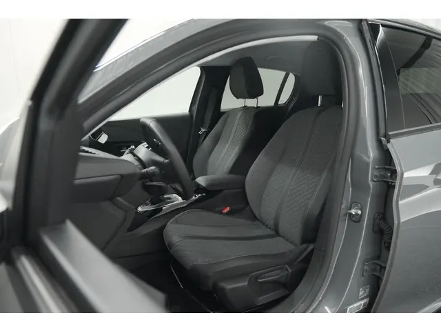 Peugeot 208 PureTech 100 Allure 2024 Benzine 35