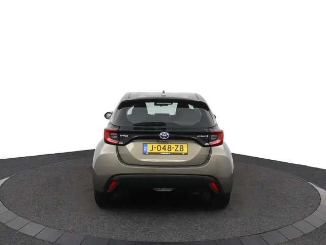 Toyota Yaris 1.5 Hybrid Dynamic 2020 Hybride Benzine 46