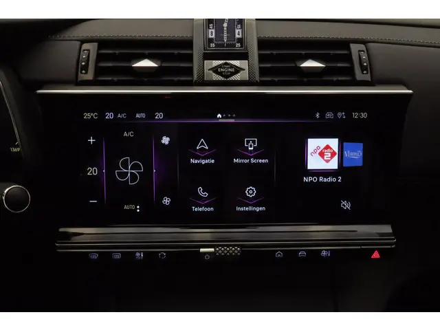 DS DS 7 E-Tense 4x4 Opéra 2024 Hybride Benzine 21