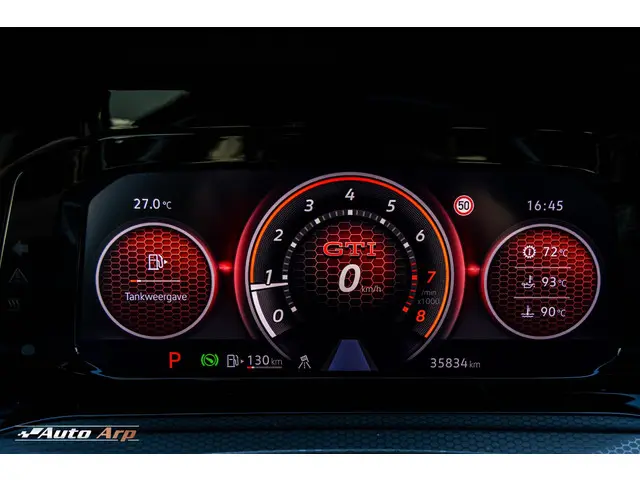 Volkswagen Golf 2.0 TSI GTI 2023 Benzine 30