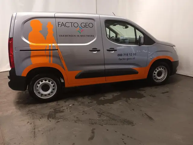 Opel Combo 1.6D L1H1 Edition Schadeauto!!! 2020 Diesel 4
