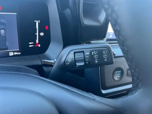 Ford Transit Courier 1.0 EcoBoost Active 2024 Benzine 21