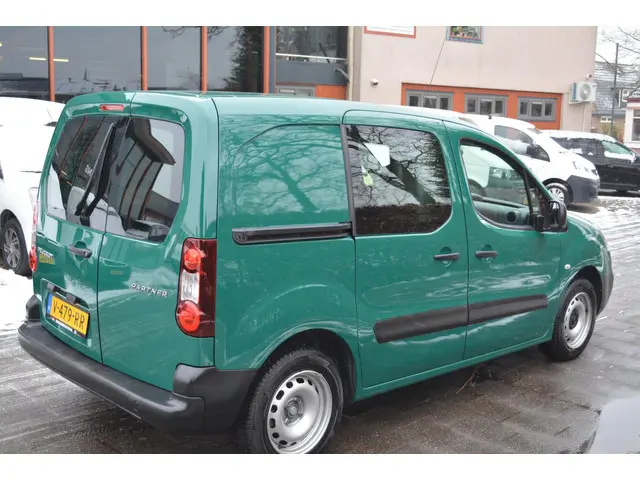 Peugeot Partner 120 1.6 BlueHDi 75 L1 Profit+ 2018 Diesel 8