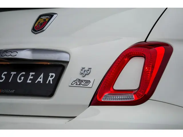 Abarth 595 1.4 T-Jet Pista 2019 Benzine 12