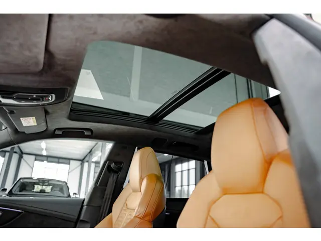 Audi RSQ8 Mansory MTM 2022 Benzine 55