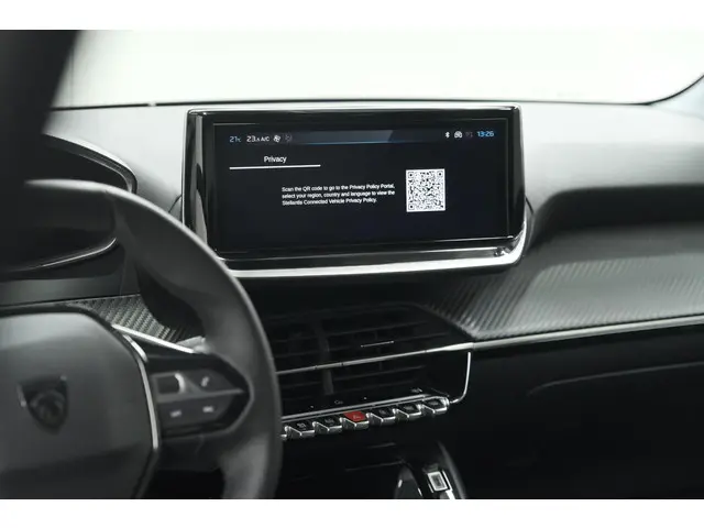 Peugeot 208 PureTech 100 Allure 2024 Benzine 52